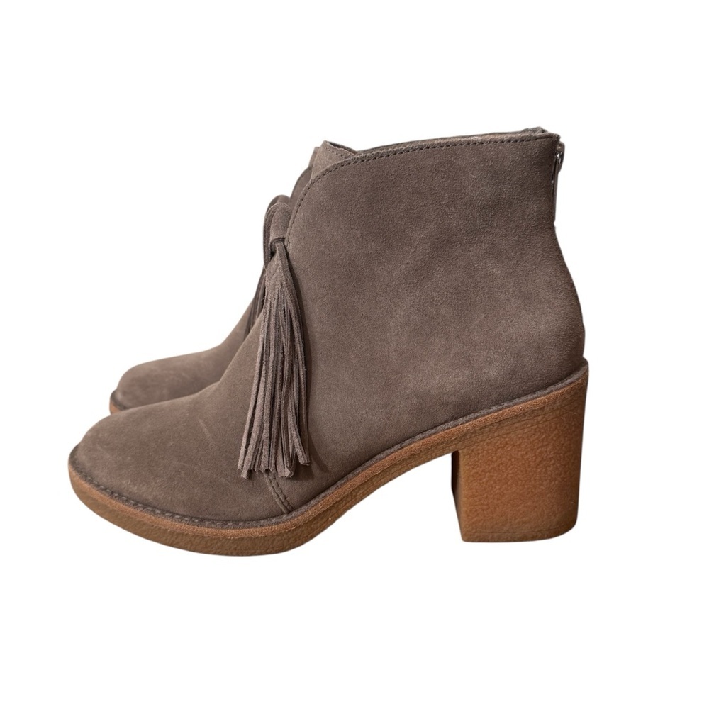 UGG Corin Grey Taupe Heeled Suede Bootie with Tassels Women’s Size 6